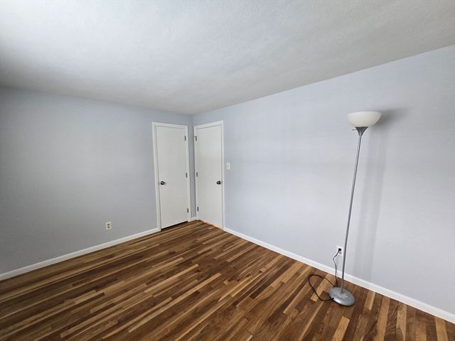 194 Lincoln St 4, Stoughton, MA 02072