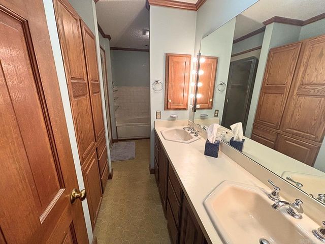 120 Emerson Place, Camden, AR 71701