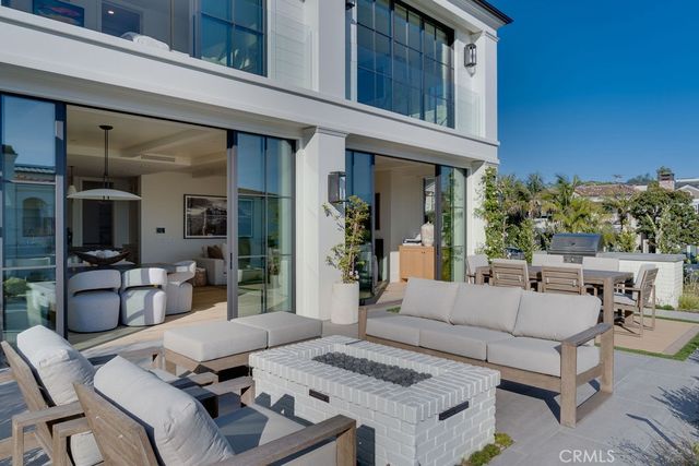 2820 Bayview, Corona Del Mar, CA 92625