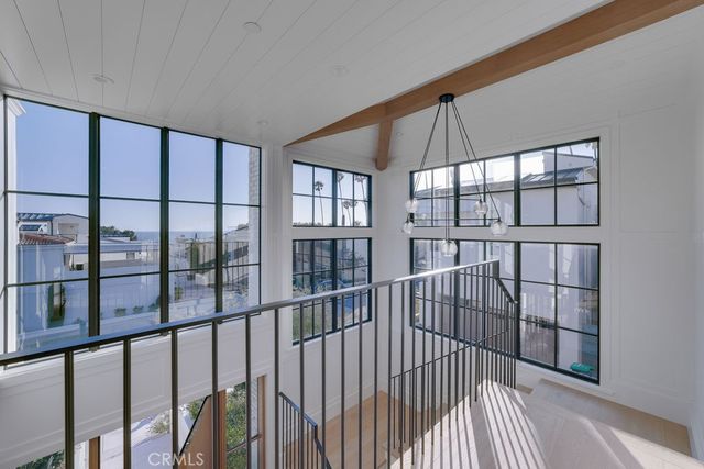 2820 Bayview, Corona Del Mar, CA 92625