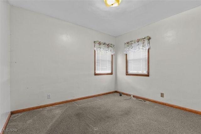 2727 Gilbert Avenue NE, Canton, OH 44705