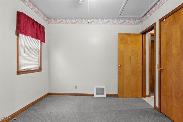 2727 Gilbert Avenue NE, Canton, OH 44705