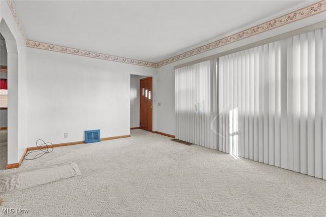 2727 Gilbert Avenue NE, Canton, OH 44705