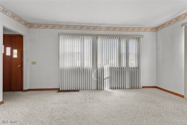 2727 Gilbert Avenue NE, Canton, OH 44705