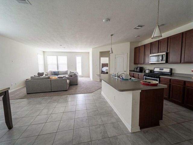 518 Broken Boulder Street, Magnolia, TX 77354