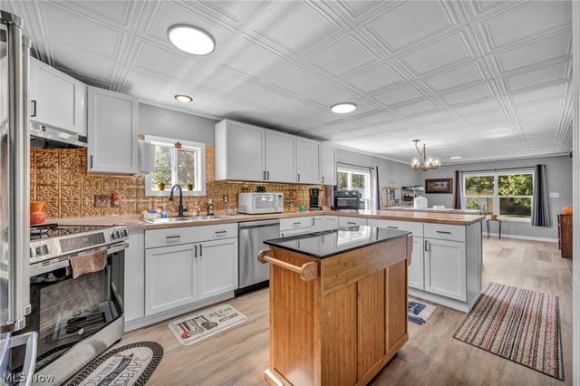 38 Anglers Lane, Lagrange, OH 44050