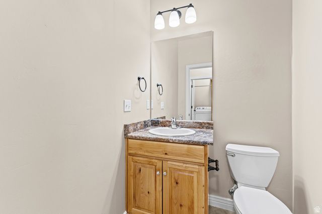 53 W LAKE VIEW TERRACE RD, Saratoga Springs, UT 84045