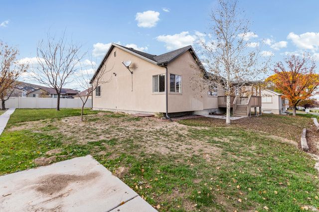 53 W LAKE VIEW TERRACE RD, Saratoga Springs, UT 84045