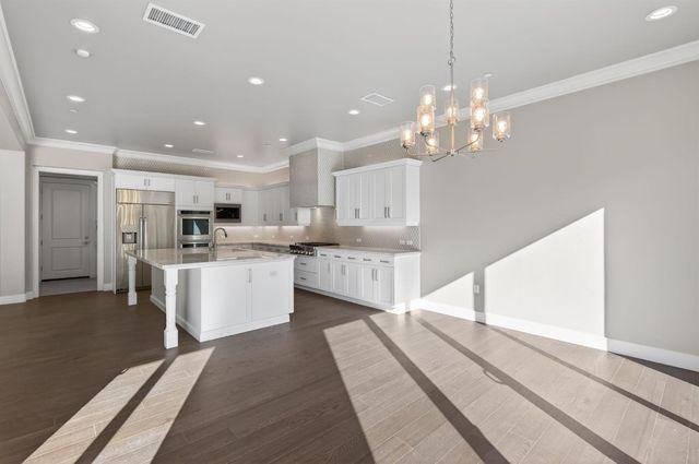 11610 N Range View Drive, Fresno, CA 93730