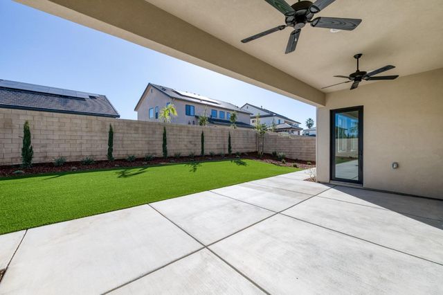 11610 N Range View Drive, Fresno, CA 93730