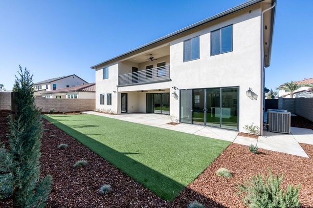 11610 N Range View Drive, Fresno, CA 93730