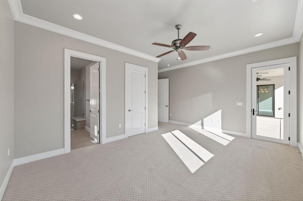 Image 37 of property listing at 11610 N Range View Drive, Fresno, CA 93730