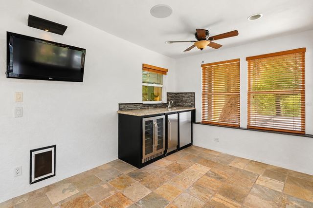 2429 WHIPPOORWILL CIRCLE, Sarasota, FL 34231