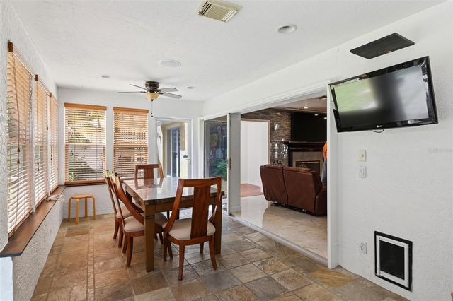 2429 WHIPPOORWILL CIRCLE, Sarasota, FL 34231
