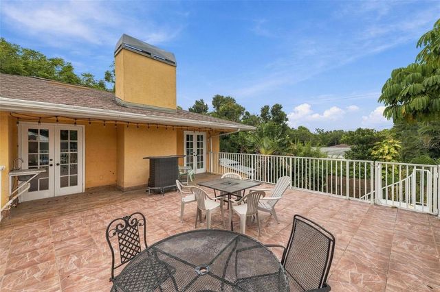 2429 WHIPPOORWILL CIRCLE, Sarasota, FL 34231