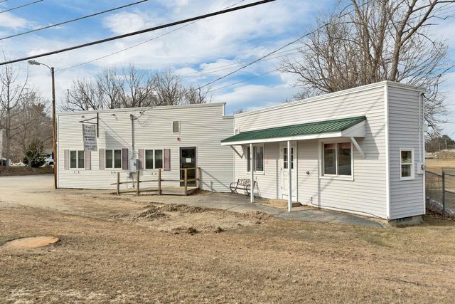 138 New Hampshire Route 175A, Holderness, NH 03245