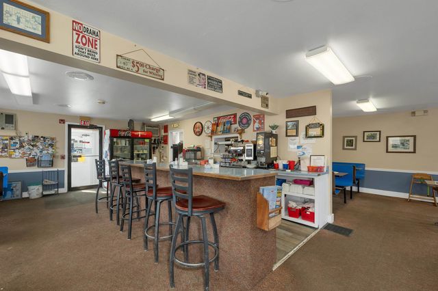 138 New Hampshire Route 175A, Holderness, NH 03245
