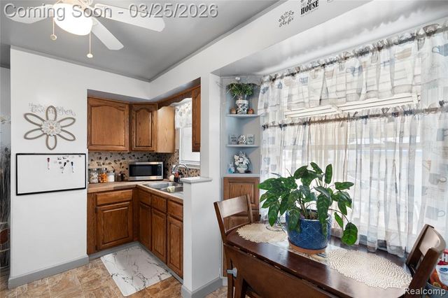 1826 Whittlesey Street, Flint, MI 48503