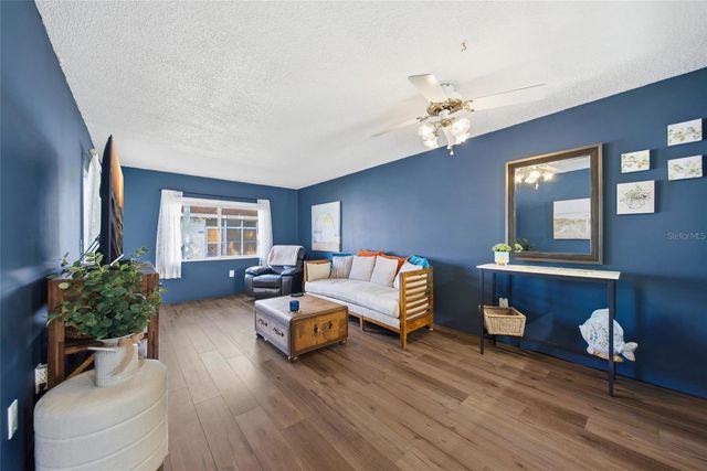 13717 MISSION OAKS BOULEVARD, Seminole, FL 33776