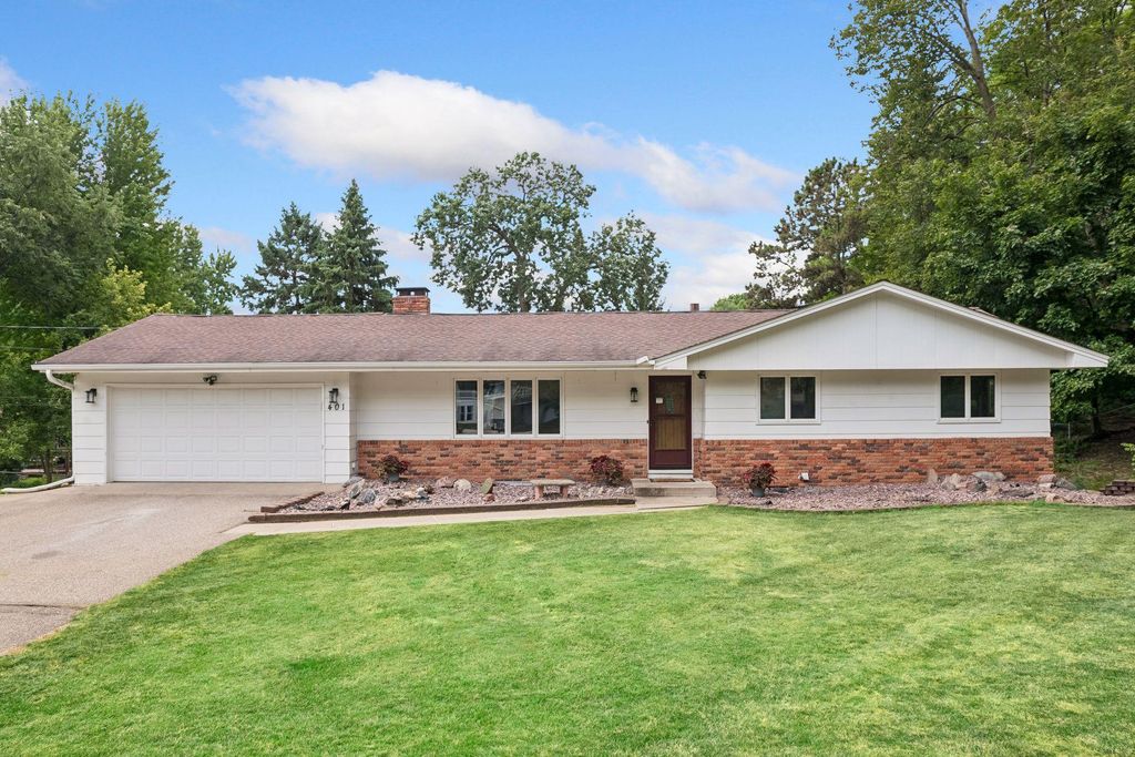 401 Mission Road W, Bloomington, MN 55420 — photo 2