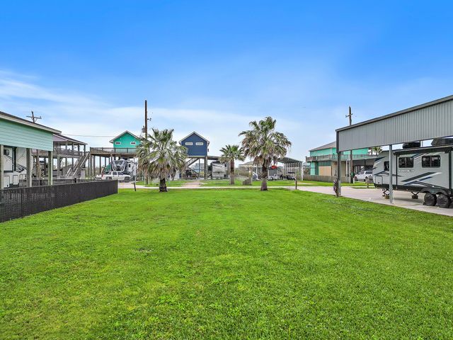 883 East Road, Crystal Beach, TX 77650