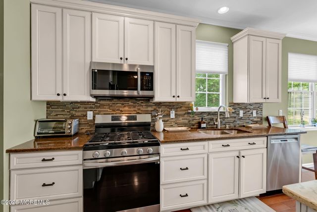12 Winding River Court, Lakewood, NJ 08701