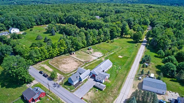 131 South Road, Deerfield, NH 03037