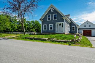 131 South Road, Deerfield, NH 03037