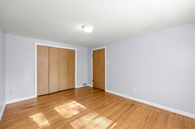 7923 Jarboe Street, Kansas City, MO 64114