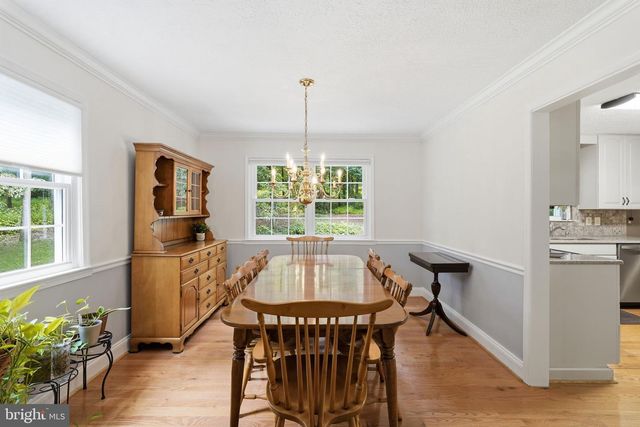 1842 POST OAK TRL, Reston, VA 20191