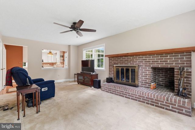 1842 POST OAK TRL, Reston, VA 20191