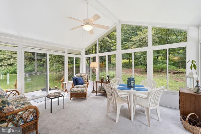 1842 POST OAK TRL, Reston, VA 20191
