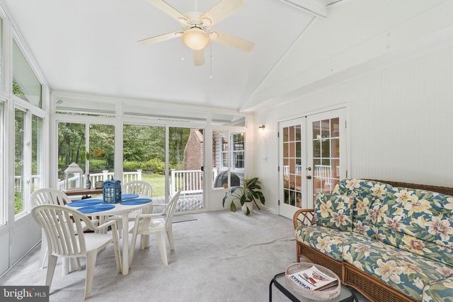 1842 POST OAK TRL, Reston, VA 20191