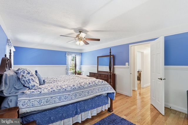 1842 POST OAK TRL, Reston, VA 20191