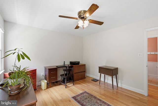 1842 POST OAK TRL, Reston, VA 20191