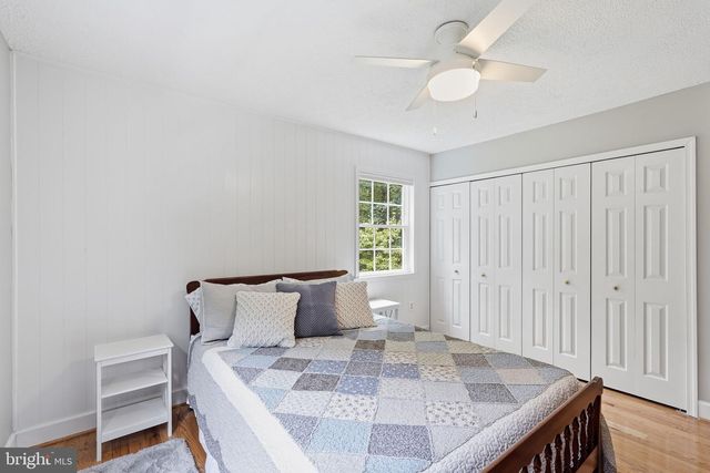 1842 POST OAK TRL, Reston, VA 20191