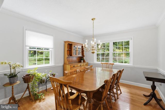 1842 POST OAK TRL, Reston, VA 20191