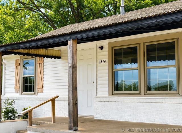 7314 E Newton Place, Tulsa, OK 74115