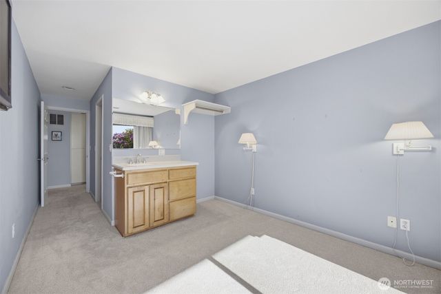 6867 Holeman Avenue, Blaine, WA 98230