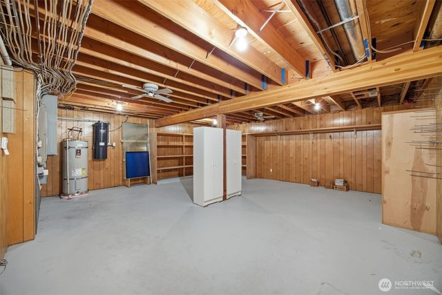 6867 Holeman Avenue, Blaine, WA 98230