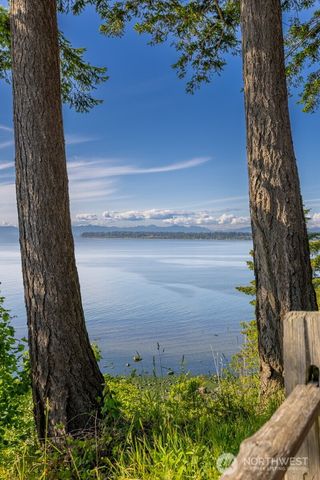 6867 Holeman Avenue, Blaine, WA 98230
