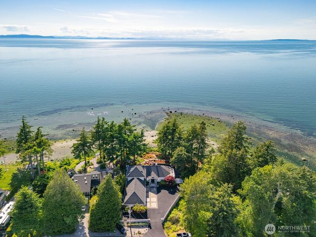 6867 Holeman Avenue, Blaine, WA 98230