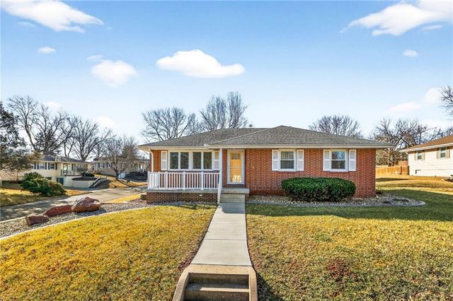 34 Caribou Circle, St Joseph, MO 64506