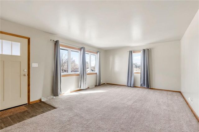 34 Caribou Circle, St Joseph, MO 64506