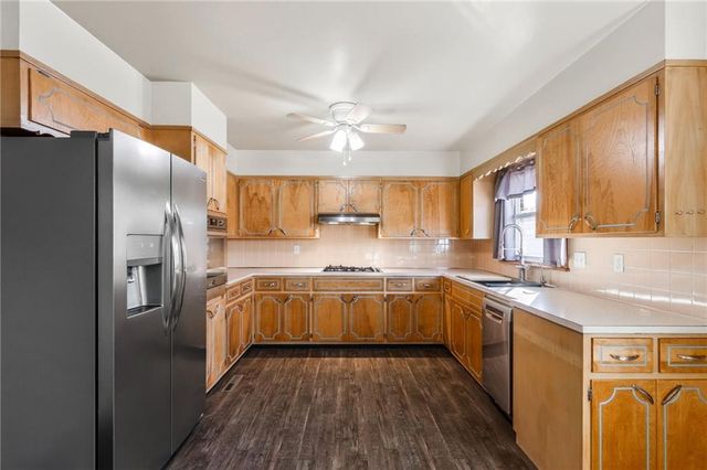 34 Caribou Circle, St Joseph, MO 64506