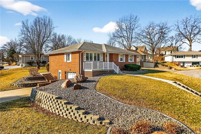 34 Caribou Circle, St Joseph, MO 64506