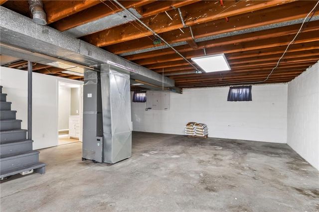 34 Caribou Circle, St Joseph, MO 64506