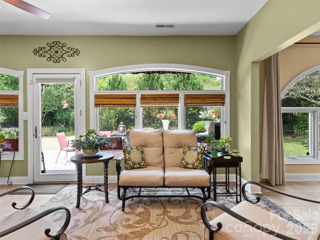 19 Pacifico Drive, Asheville, NC 28806