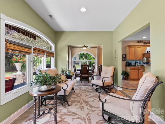 19 Pacifico Drive, Asheville, NC 28806