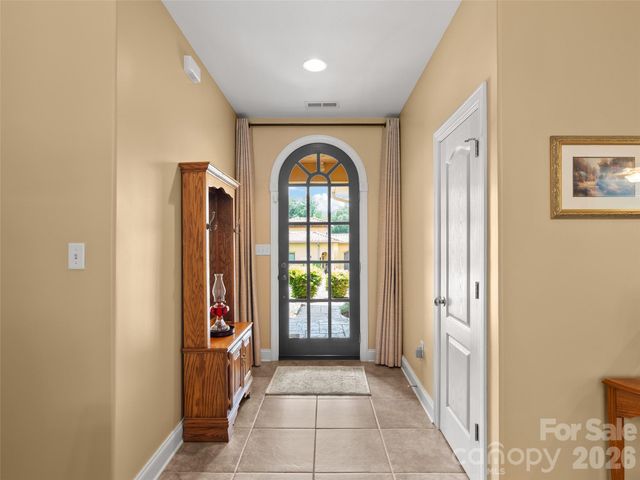 19 Pacifico Drive, Asheville, NC 28806